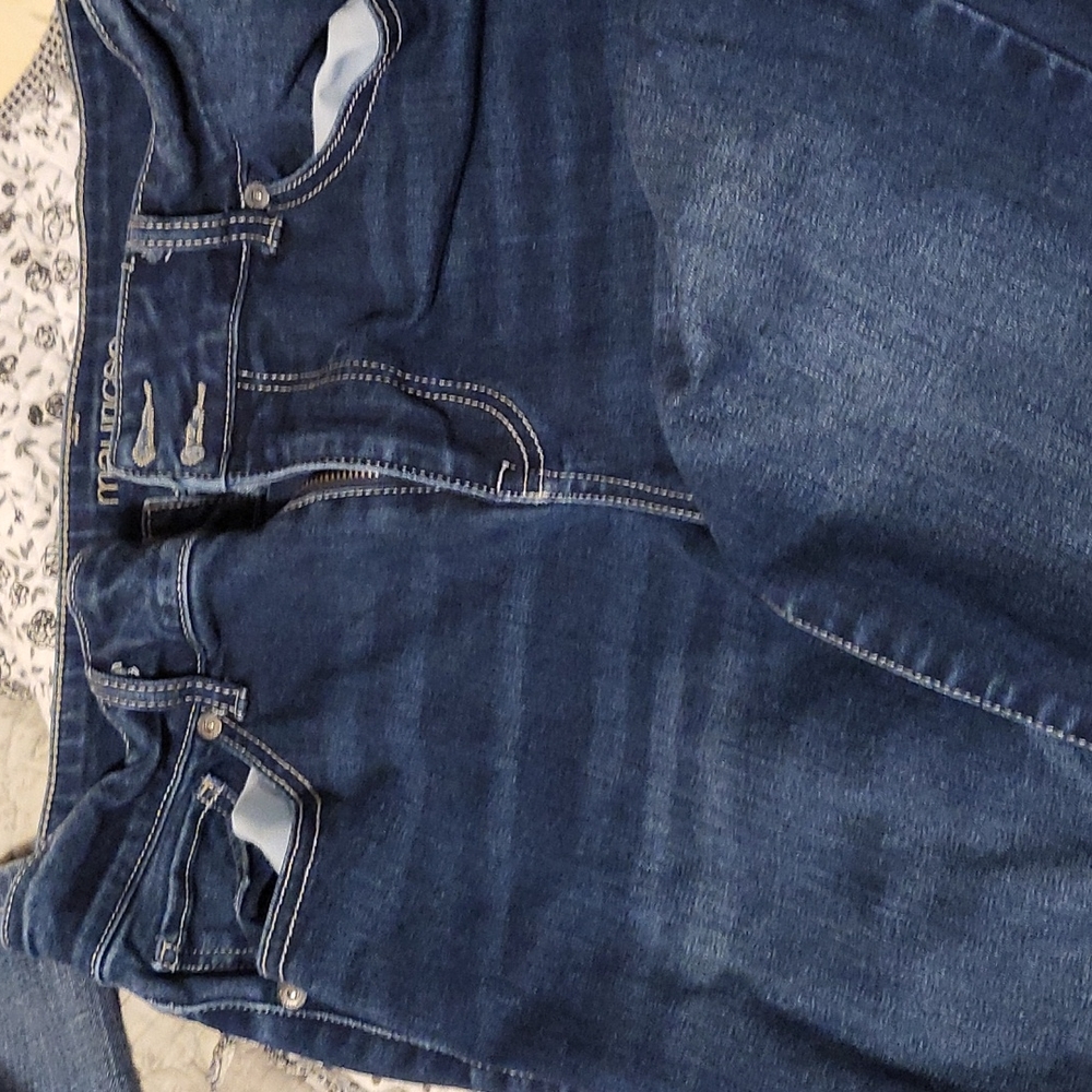 Womens skinny jeans